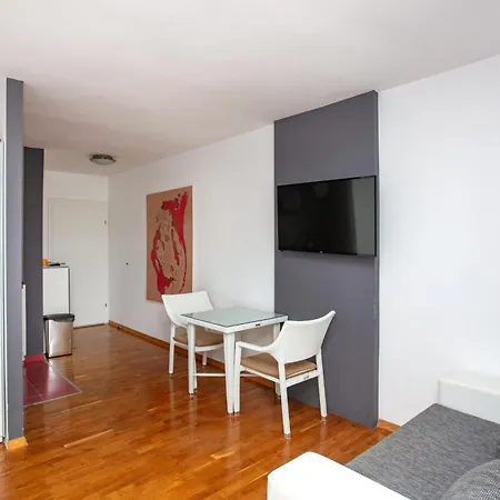With A Parking Space - 22382 Apartment