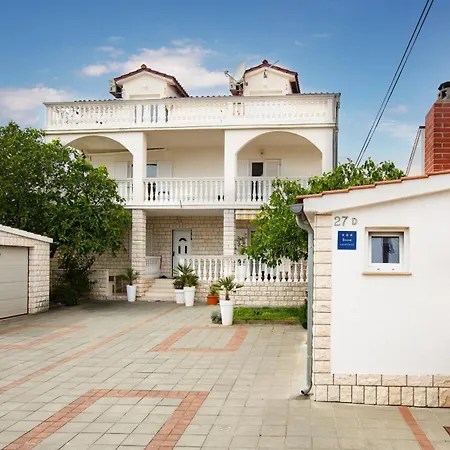 Apartment With A Parking Space - 22382