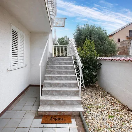 Apartment With A Parking Space - 22382 Vodice