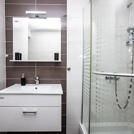 Apartment With A Parking Space - 22382 Vodice
